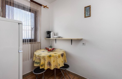 Sveti Juraj Apartment | Gorgeous apartment in Sveti Juraj with WiFi
