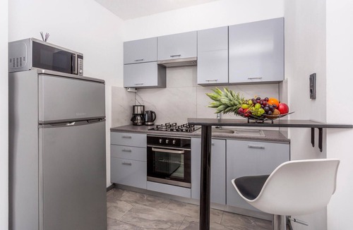 Malinska Apartment | Gorgeous apartment in Malinska with WiFi