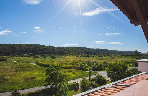 Kampor Apartment | Gorgeous apartment in Kampor with sauna
