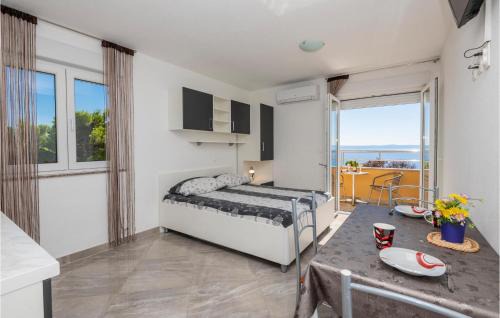 Bratus Apartment | Gorgeous Apartment In Krvavica With Wifi