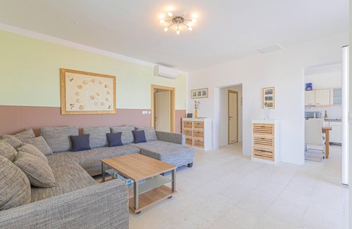 Lukovo Apartment | Gorgeous apartment in Lukovo