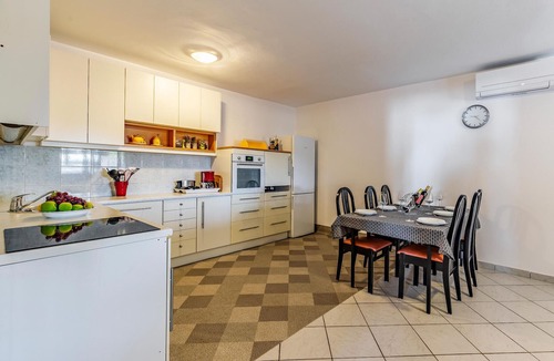 Pomer Apartment | Gorgeous apartment in Medulin