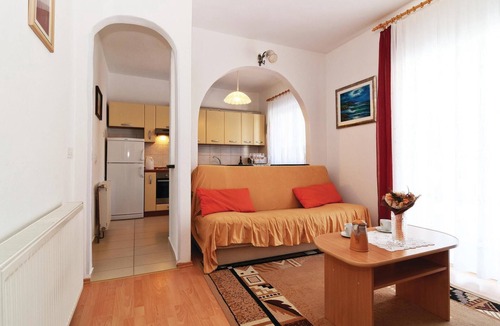 Pag Apartment | Gorgeous apartment in Pag with house sea view