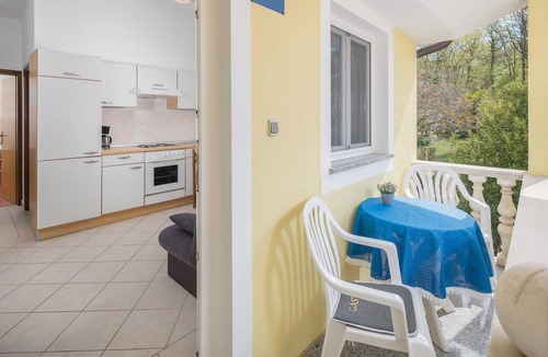 Mugeba Apartment | Gorgeous apartment in Porec with swimming pool