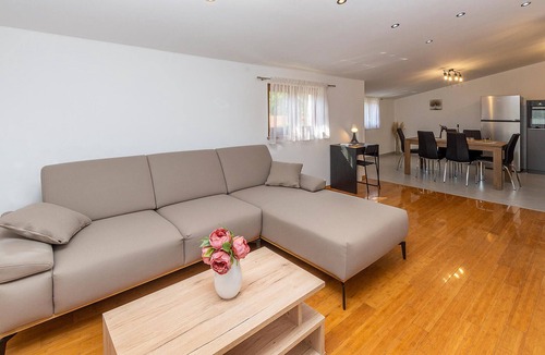 Rezanci Apartment | Gorgeous apartment in Rezanci with WiFi