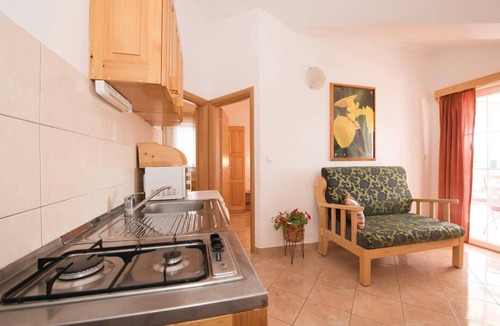 Srima Apartment | Gorgeous apartment in Srima with house sea view