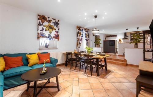 Buzdohanj House | Gorgeous Home In Cernik With Sauna