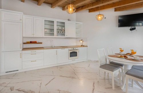 Klanfari House | Gorgeous home in Dramalj with WiFi