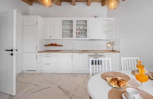 Klanfari House | Gorgeous home in Dramalj with WiFi