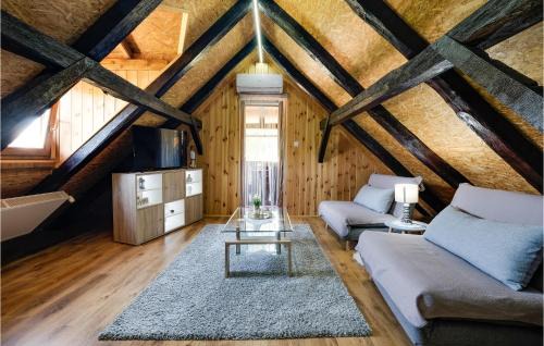 Duga Resa House | Gorgeous Home In Duga Resa With Wifi
