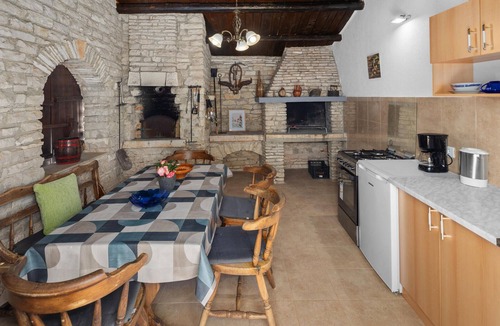 Vodnjan House | Gorgeous home in Vodnjan-Kacana