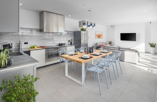 Kastelir House | Gorgeous home in Kastelir