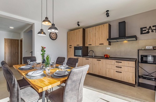 Boljevici House | Gorgeous home in Krsan