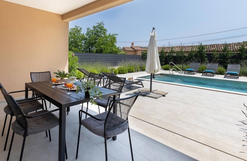 Boljevici House | Gorgeous home in Krsan