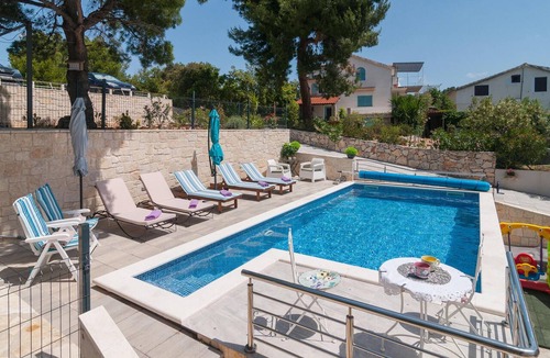 Maslinica House | Gorgeous home in Maslinica