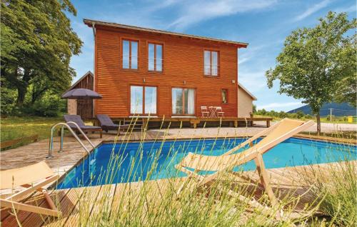 Plaski House | Gorgeous Home In Plaski With Sauna