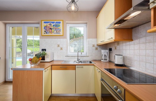 Jakomici House | Gorgeous home in Potpican