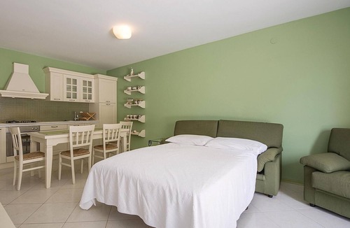 Pomer House | Gorgeous home in Pula