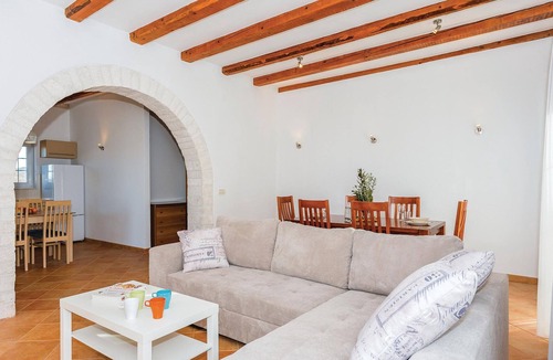 Sibenik House | Gorgeous home in Radonic