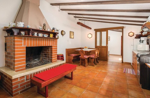 Rasa House | Gorgeous home in Reburici