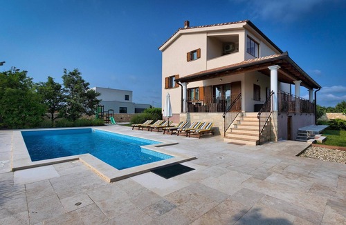 Stokovci House | Gorgeous home in Svetvincenat