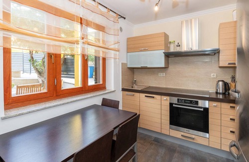 Selce House | Gorgeous home in Selce