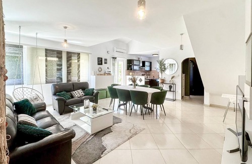 Trilj House | Gorgeous home in Trilj