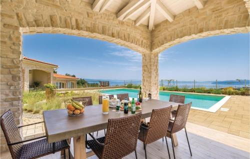 Veprinac House | Gorgeous Home In Veprinac With Sauna