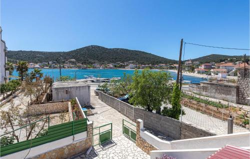 Vinisce House | Gorgeous Home In Vinisce With House Sea View