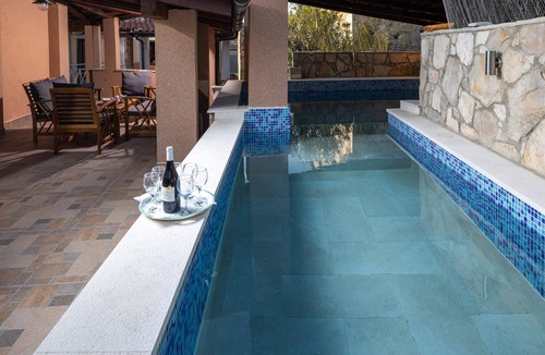 Zastrazisce House | Gorgeous home in Zastrazisce