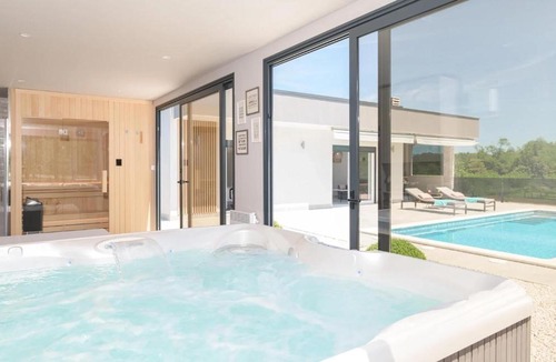 Zupanici House | Gorgeous Home In Zupanici With Sauna