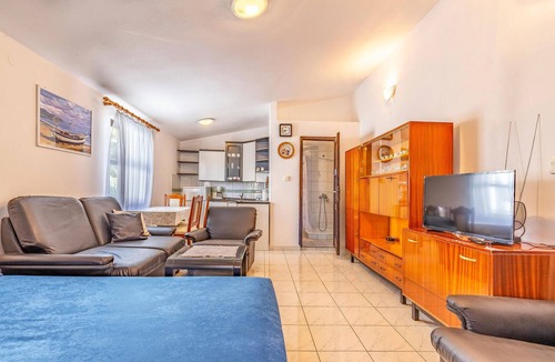 Kavran Apartment | Gorgeous studio in Krnica with WiFi