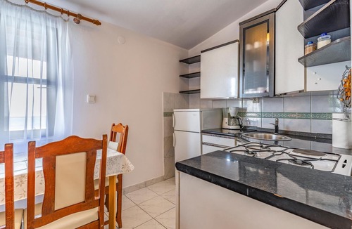 Kavran Apartment | Gorgeous studio in Krnica with WiFi
