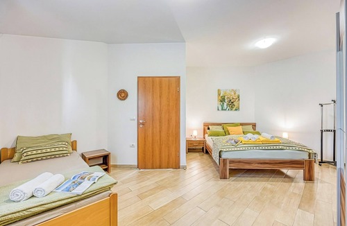 Gracisce Hotel | Grad Inn Room Bay Leaf with Pool, Gračišče, Slovenia