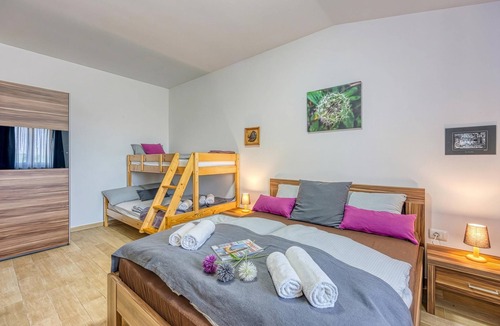 Gracisce Hotel | Grad Inn Room Marjoram with Pool, Gračišče, Slovenia