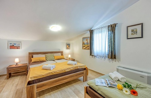 Gracisce Hotel | Grad Inn Room Thyme with Pool, Gračišče, Slovenia