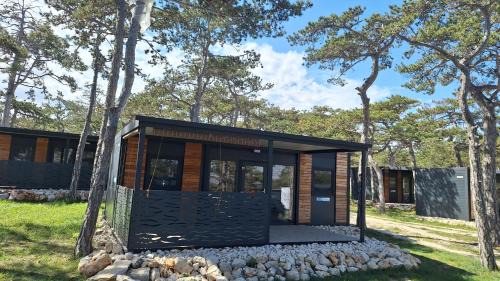 Razanac Resort | Green Hill Mobile Home