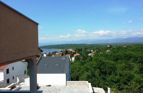 Malinska-Dubasnica Apartment | Guarda alla vita