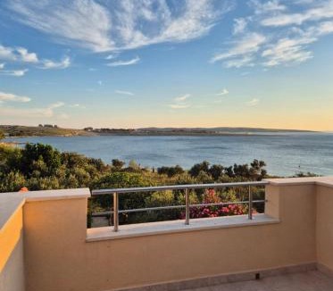 Povljana House | Guesthouse Maro
