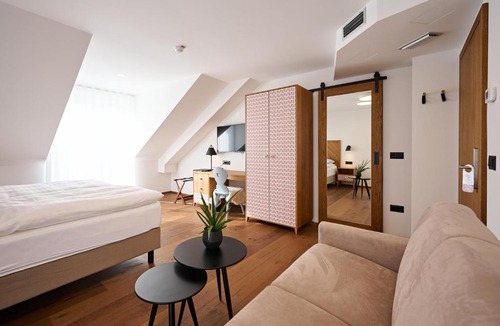 Sencur Hotel | Hiša Ančka, Šenčur - 3 min to the Airport