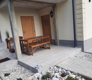 Zaga Apartment | Hiša Ella
