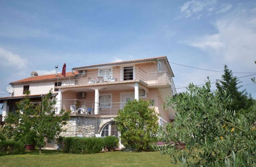 Sveti Ivan Dobrinjski Apartment | Holiday apartment with balcony