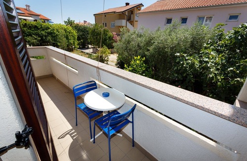 Krk Apartment | Holiday accommodation for 2-3 people - with grill and climate