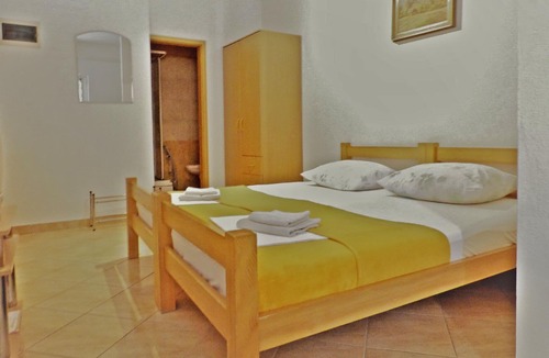 Baska Voda Apartment | Holiday apartment Bast for 1 - 2 persons with 1 bedroom - Row house