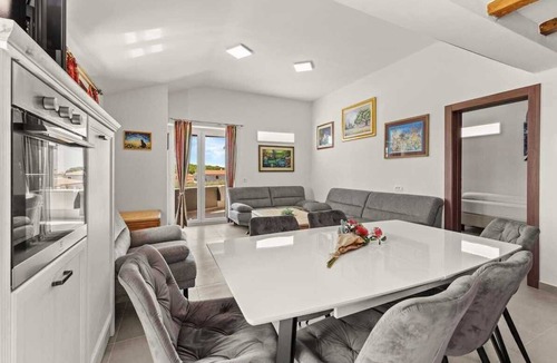 Vrvari Apartment | Holiday Apartment Galija