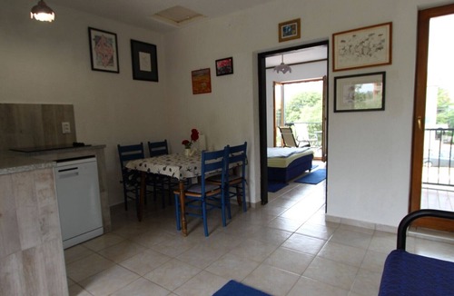 Milcetici Apartment | Holiday apartment Lastavica 2 for 3 persons in Malinska