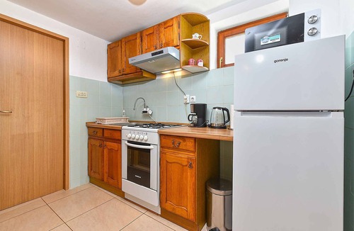 Gajana Apartment | Holiday apartment mit Klimaanlage und Terrasse