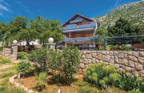 Cesarica Apartment | Holiday apartment sea view