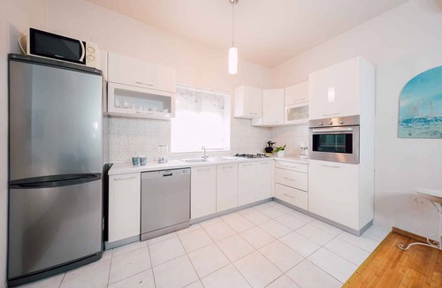 Ljubac Apartment | Holiday apartment suitable for families with children