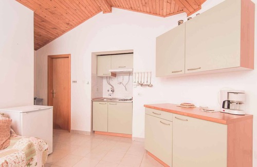 Cove Murtar Apartment | Holiday apartment with air conditioning